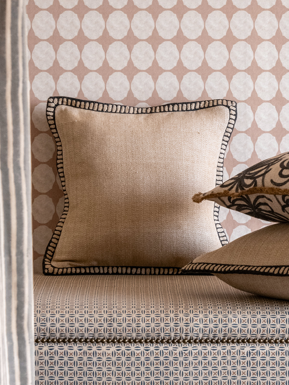 Twill Cushion Cover (Onyx)