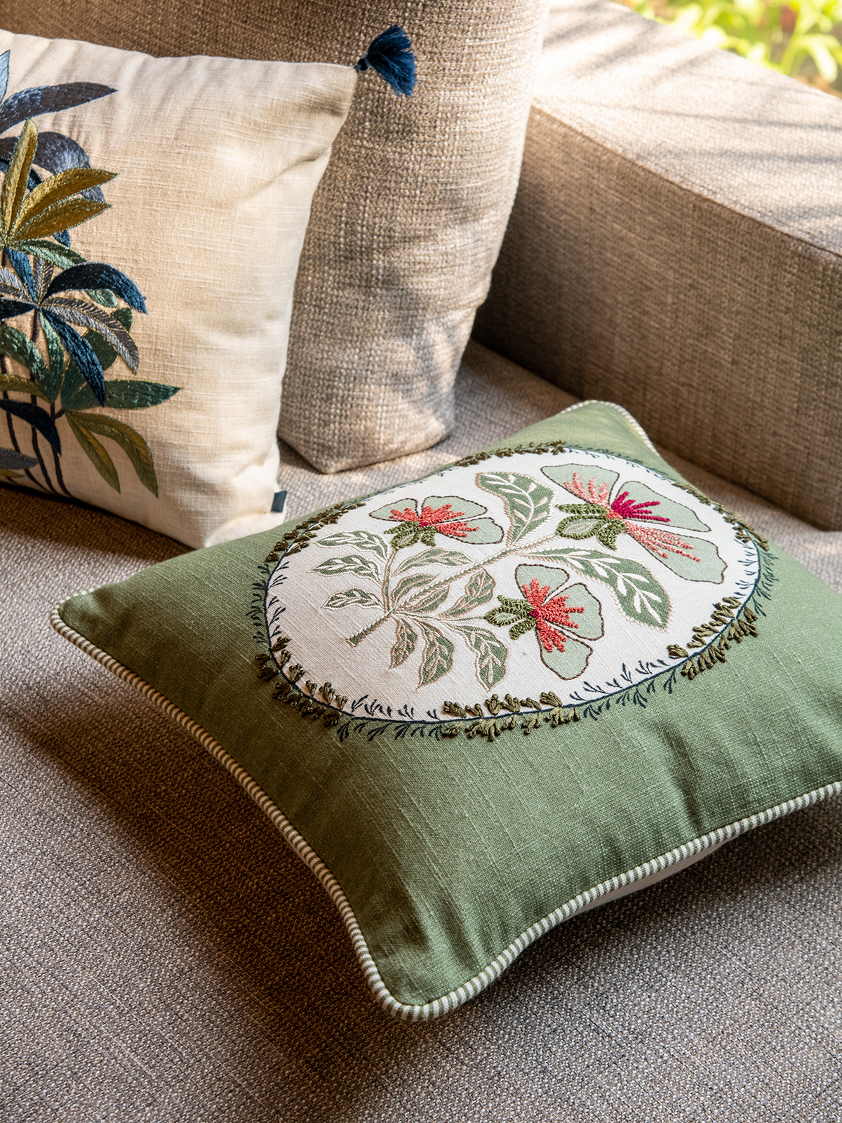Iris Cushion Cover (Sage)