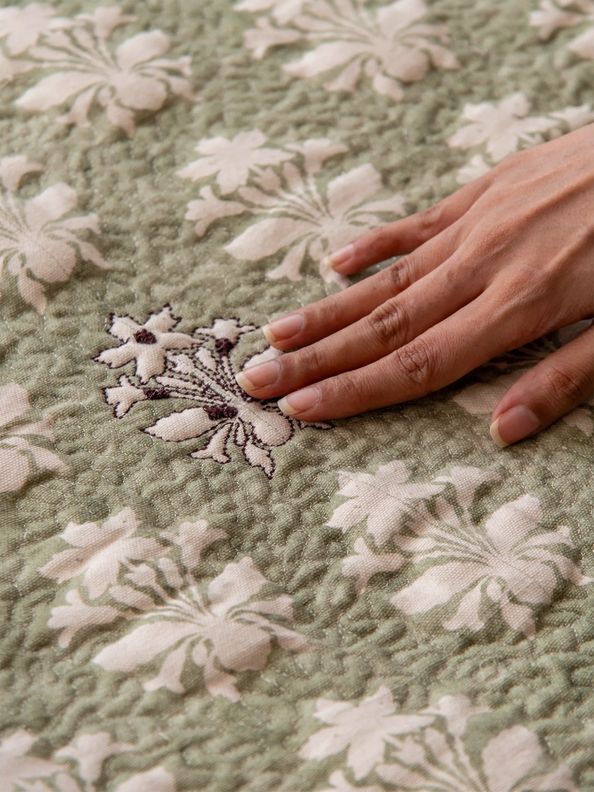 Mulberry Vine Bedding Set