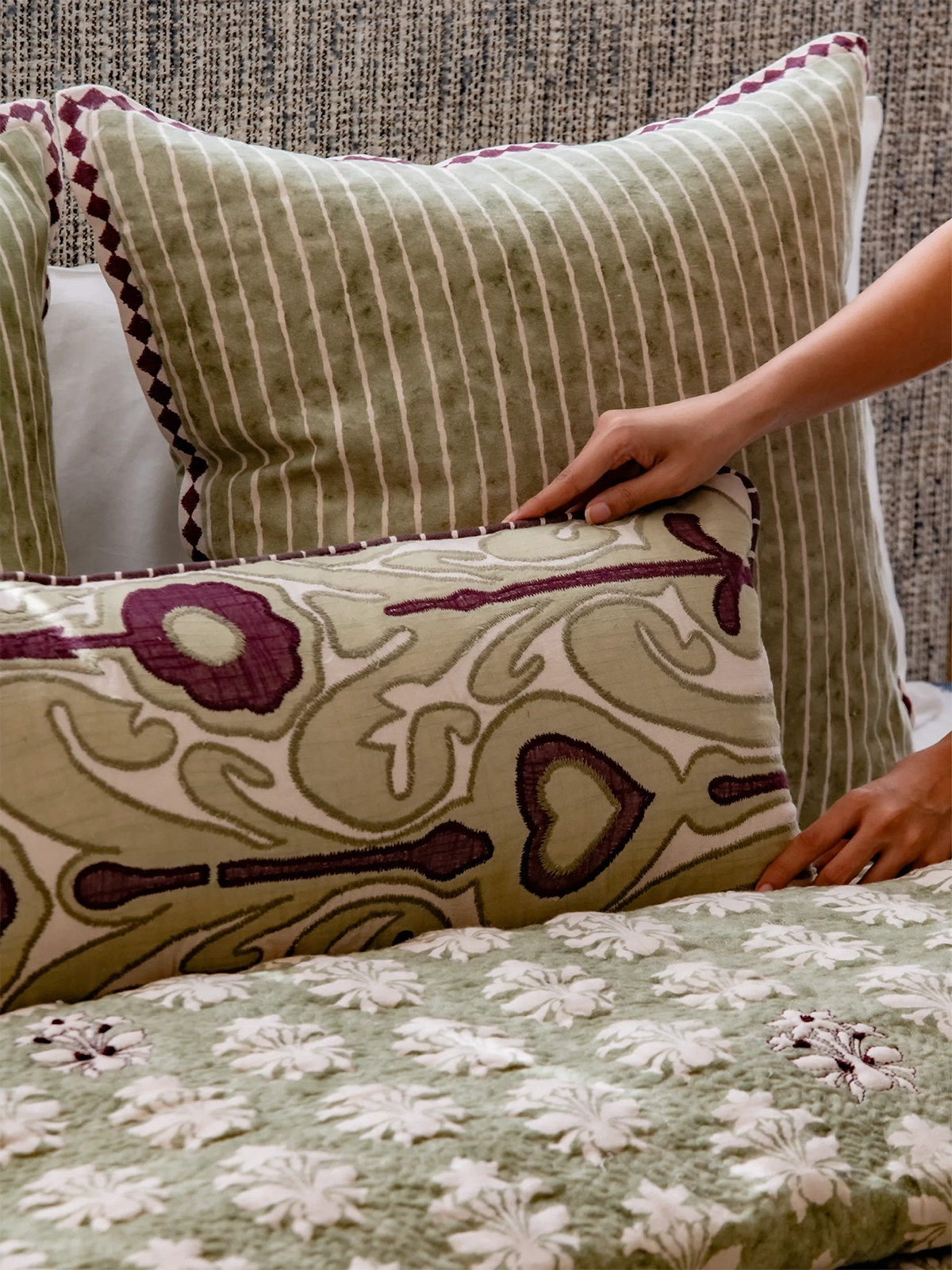 Mulberry Vine Bedding Set