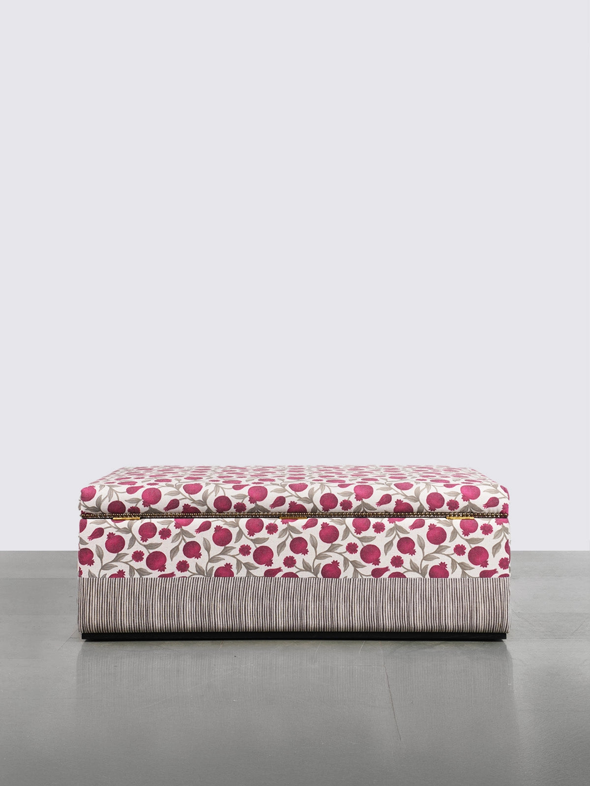 Alora Ottoman