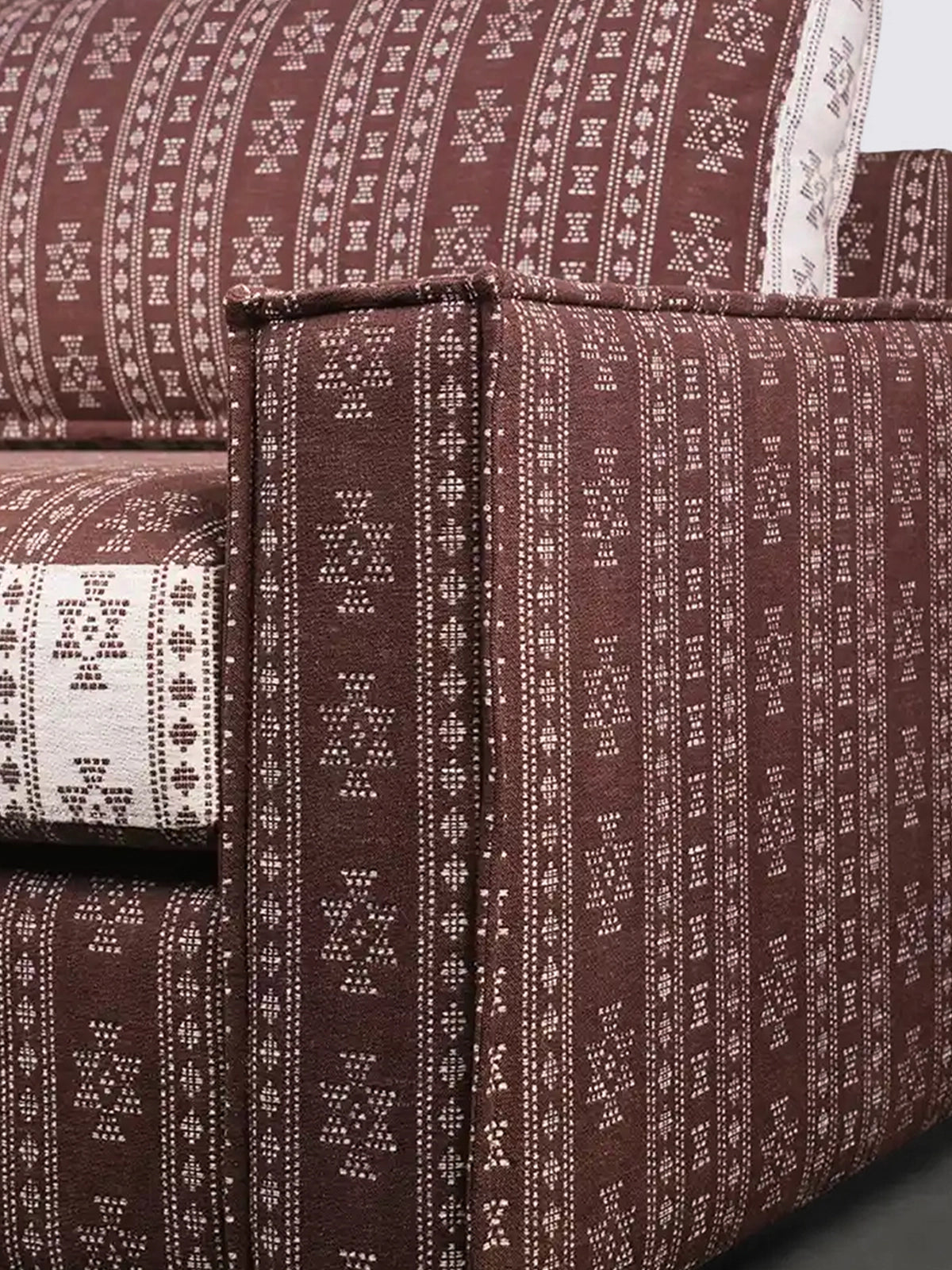 Baro Sofa