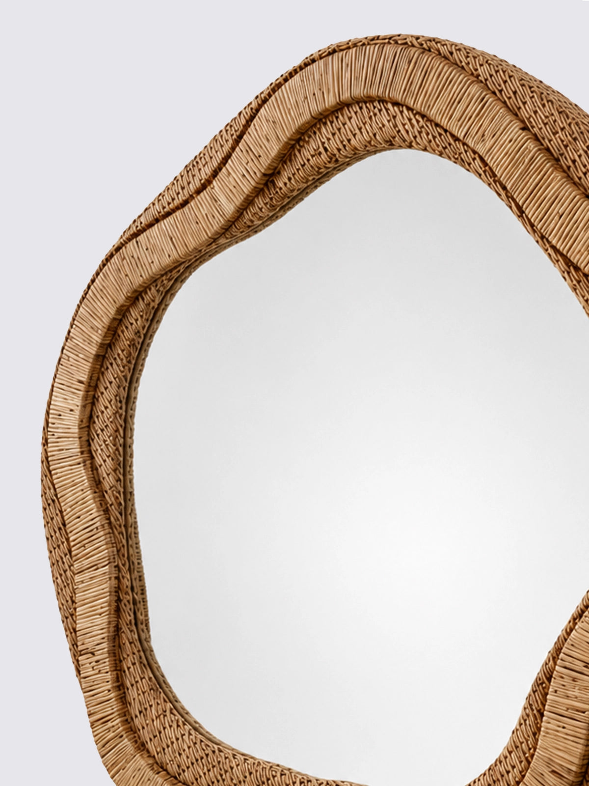 Enso Mirror