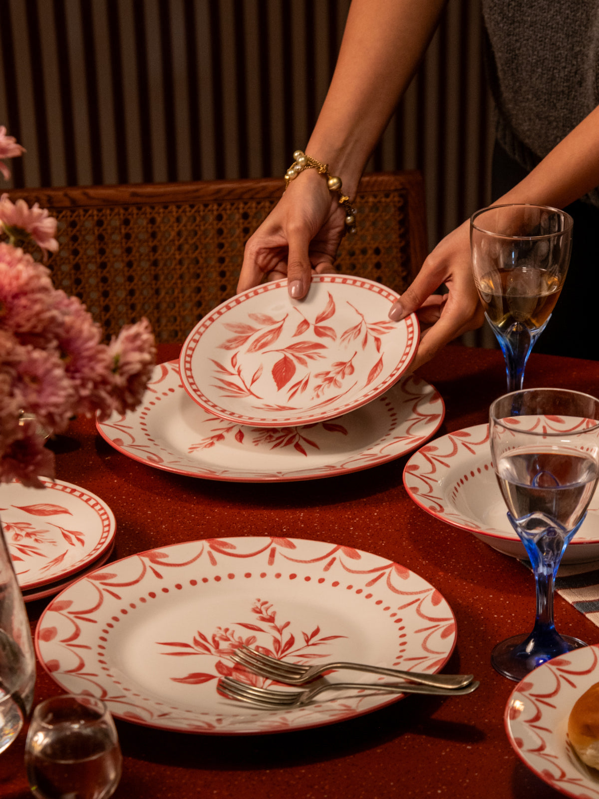 Coral Loira Quater Plate - Set of 2