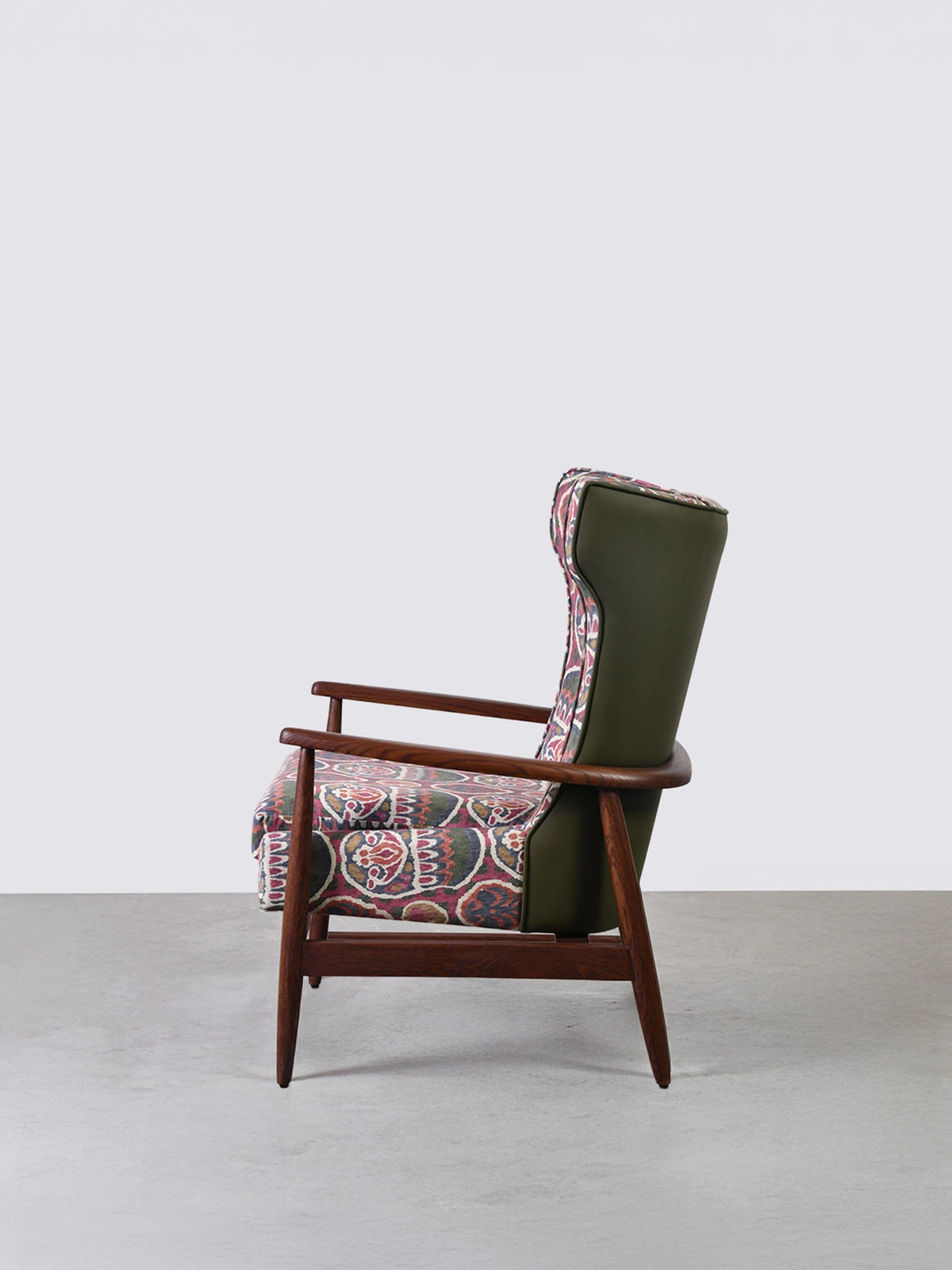 Crest Wing Chair