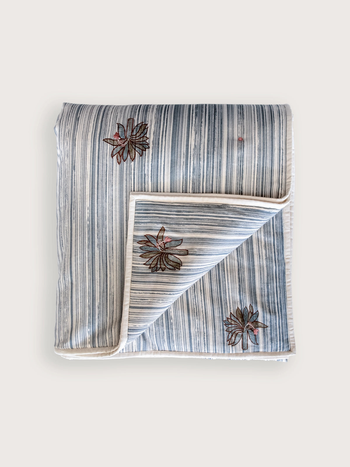 Lush Bedding Set (Ink)