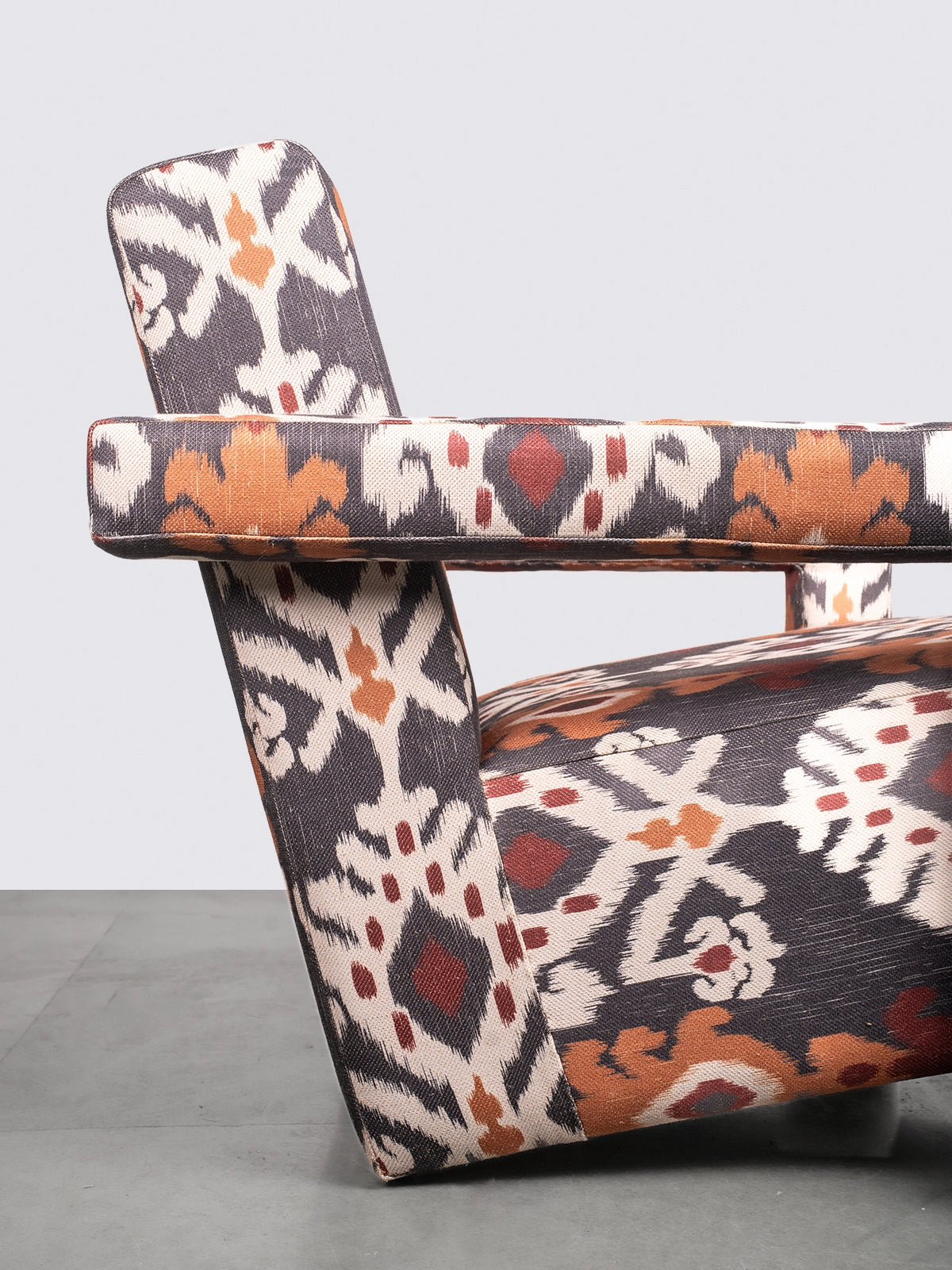 Marloe Armchair
