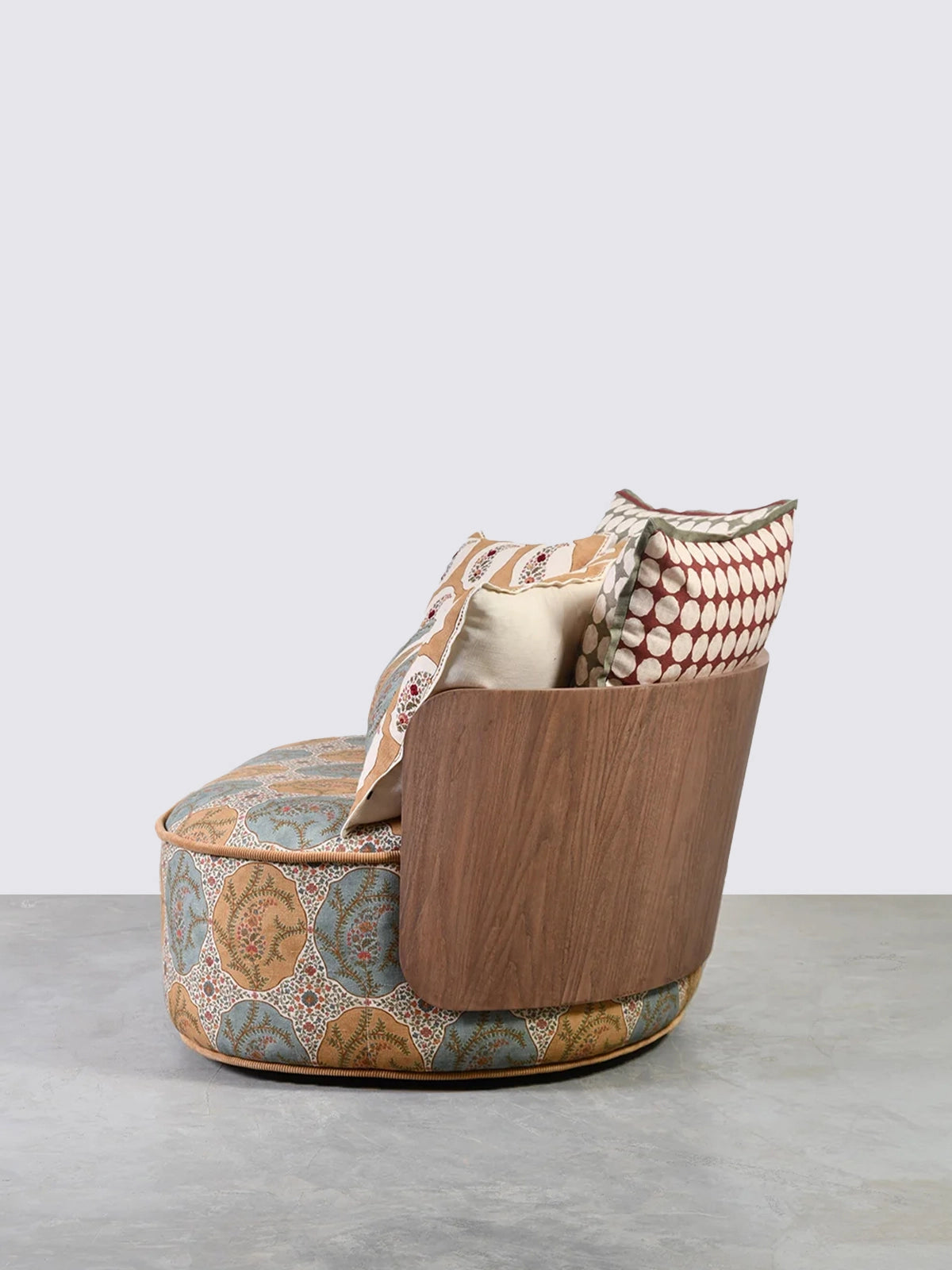 Sanctum Swivel Chair