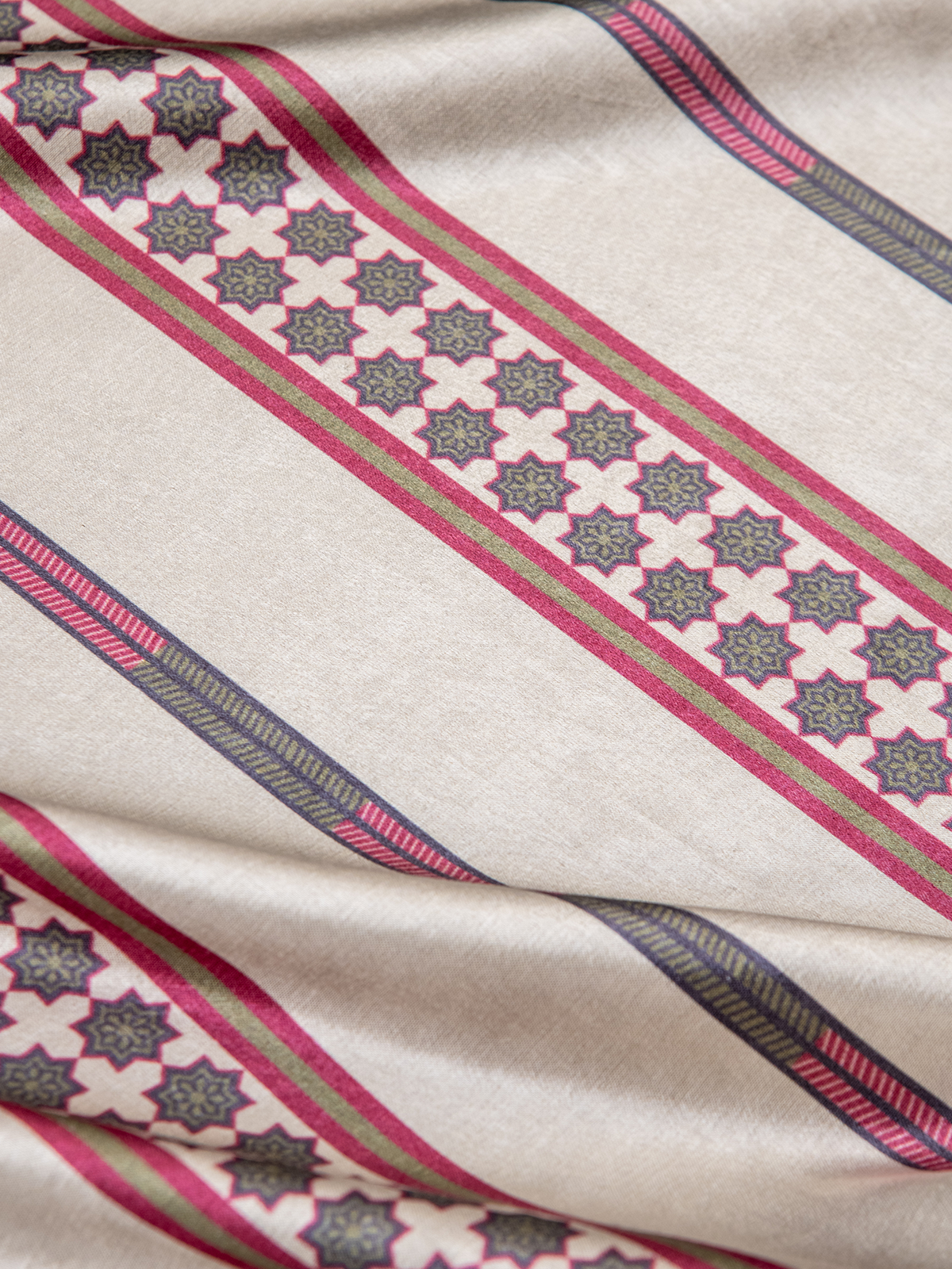 Maharani Stripes (Ivory)