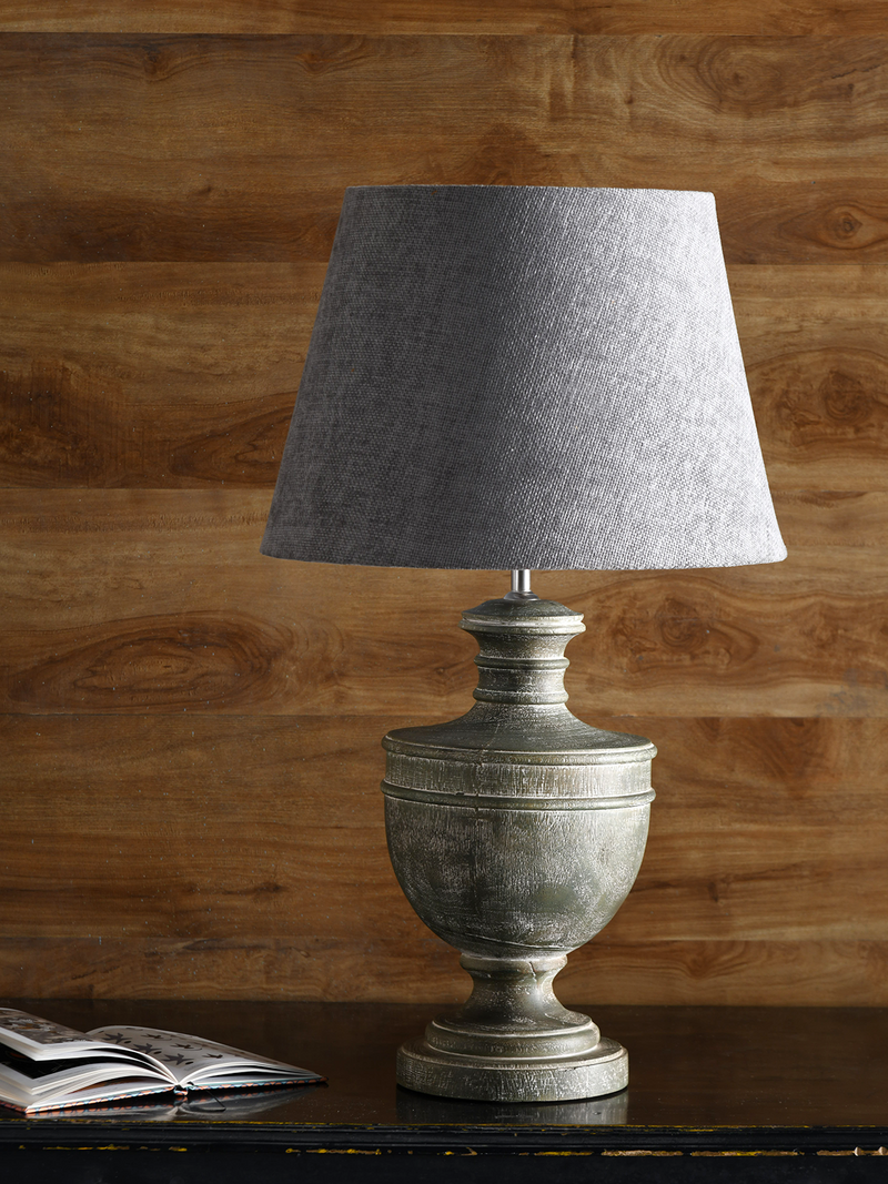 Hera Wooden Lamp