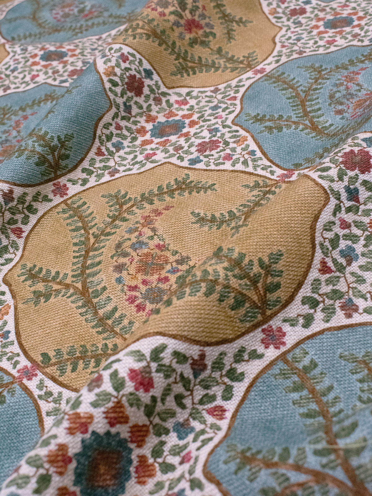 Ottoman Bloom (Eggshell)