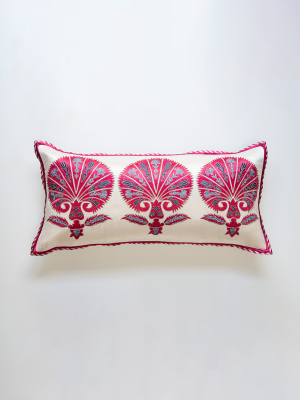 Trium Cushion Cover (Fuchsia)