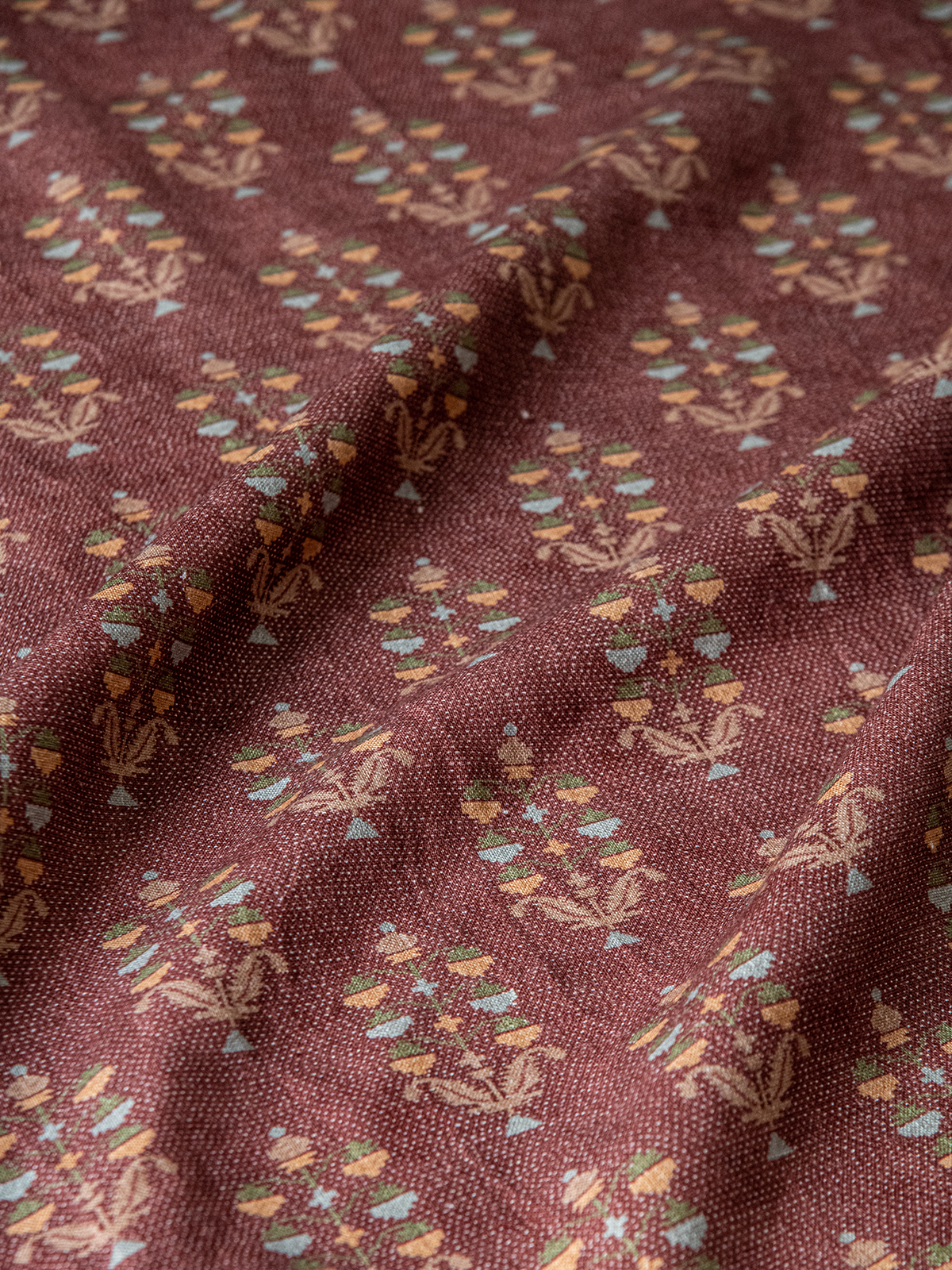 Kilim Buta (Maroon)