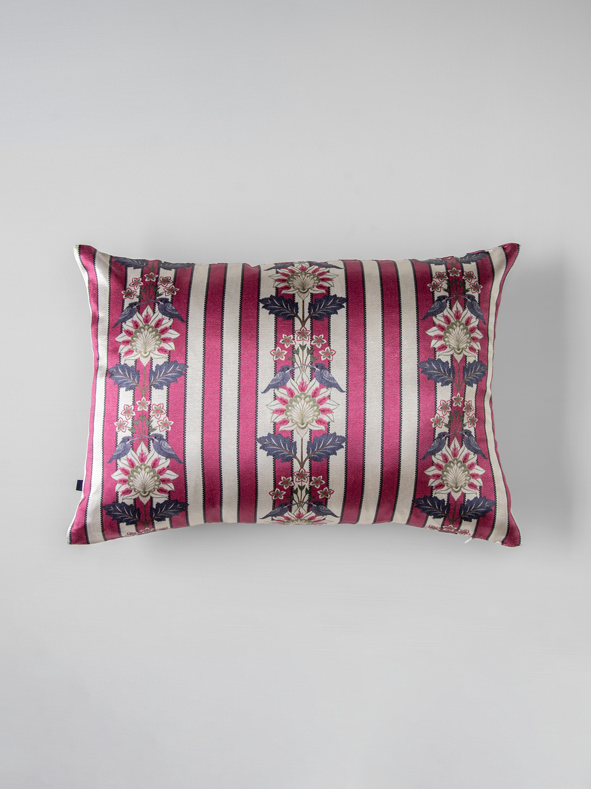 Hymn Cushion Cover (Fuchsia)