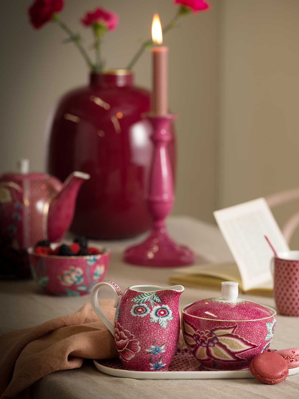 Flower Festival Dark Pink Sugar and Creamer Set