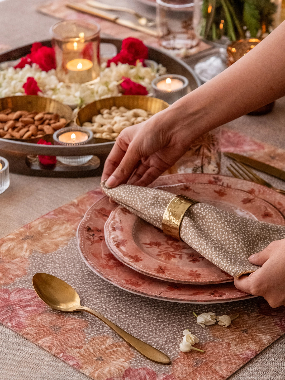 Bloomlight Placemat & Napkin