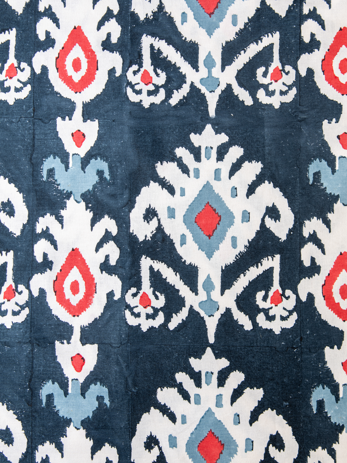 Chair Ikat (Indigo-Crimson)