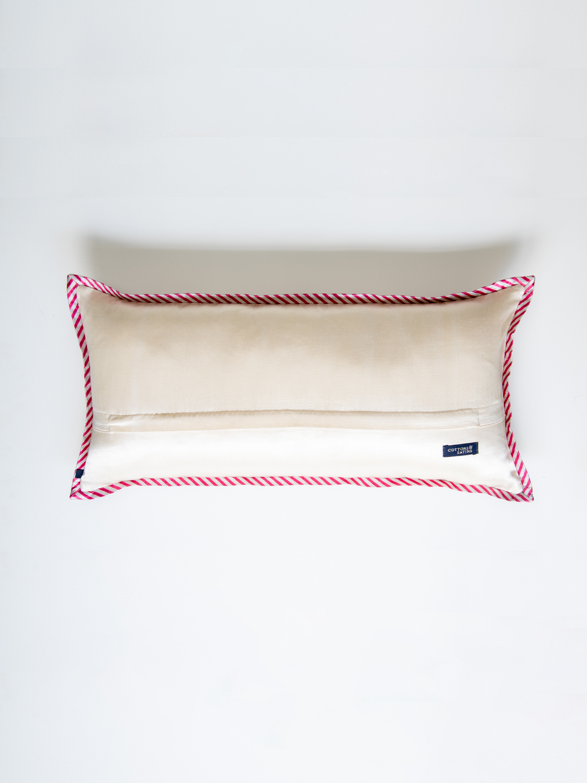 Trium Cushion Cover (Fuchsia)