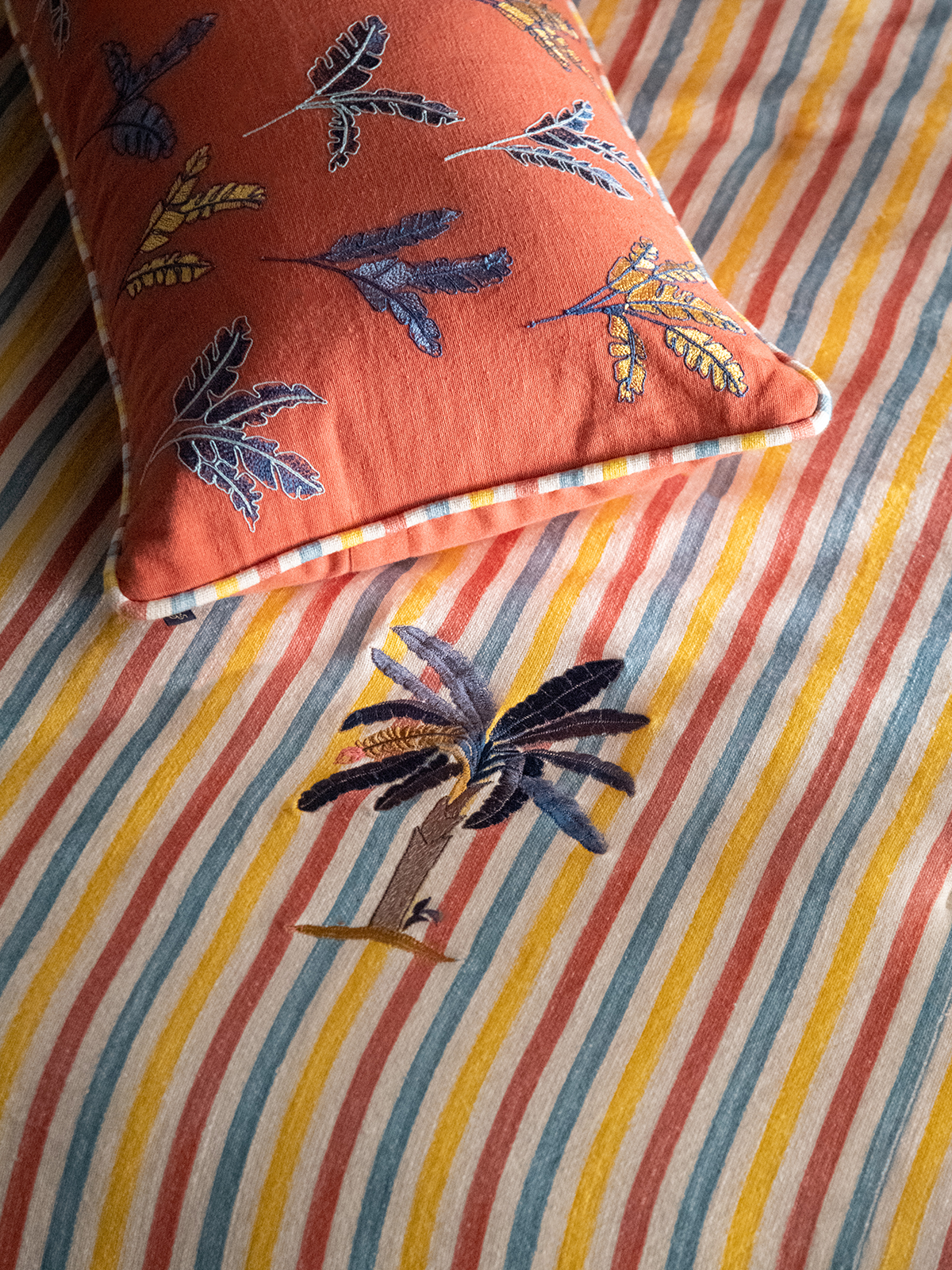 Palm Paradise Bedding Set