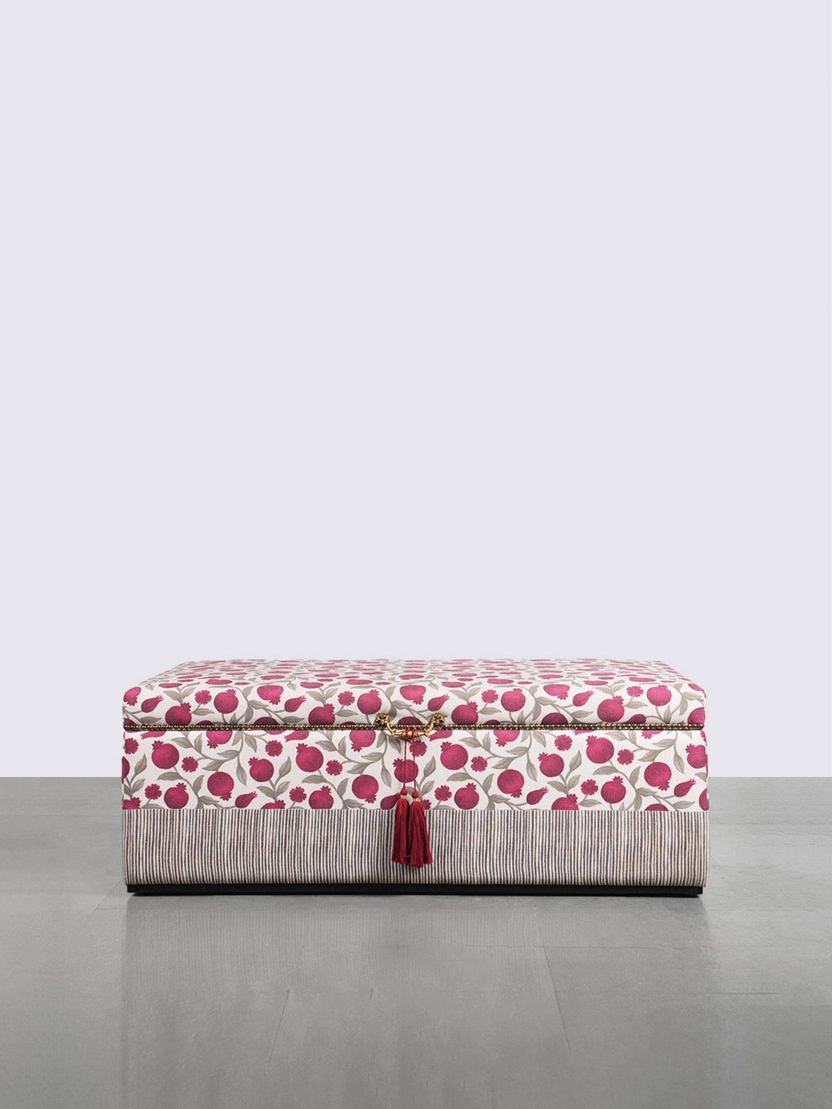 Alora Ottoman