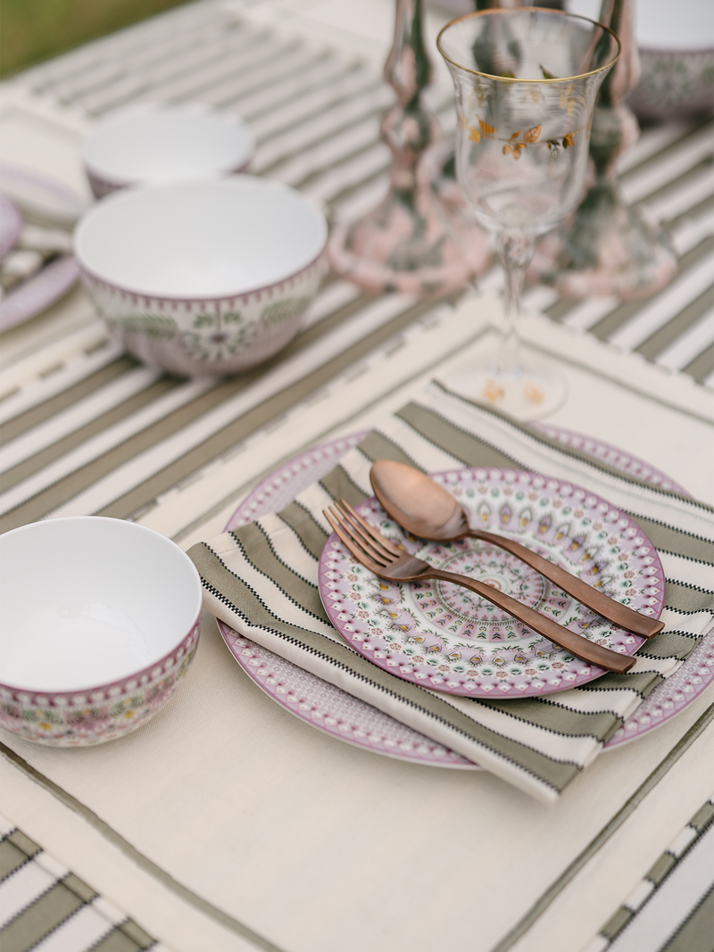 Echo Stripes Placemats & Napkins (Sage)