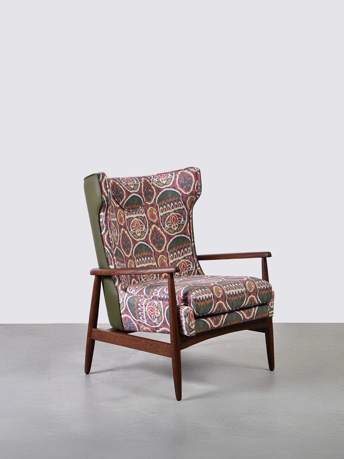 Crest Wing Chair