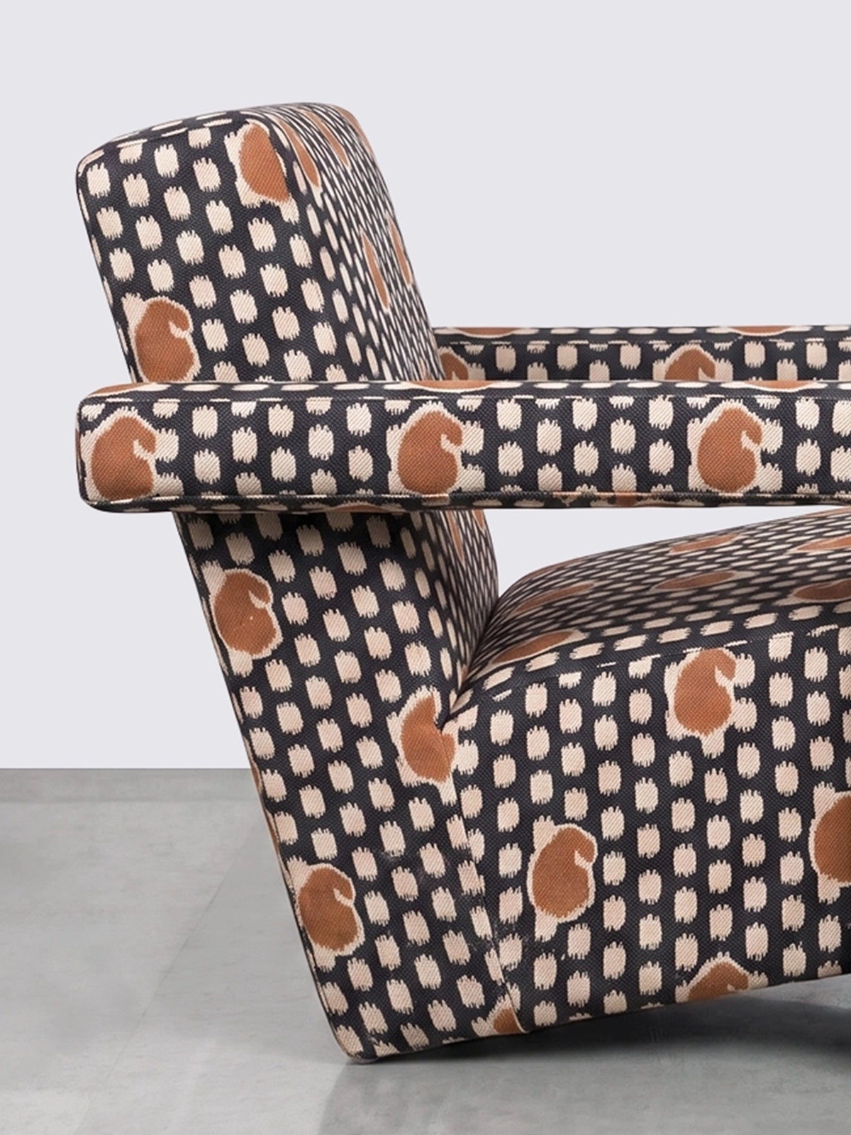 Marloe Armchair