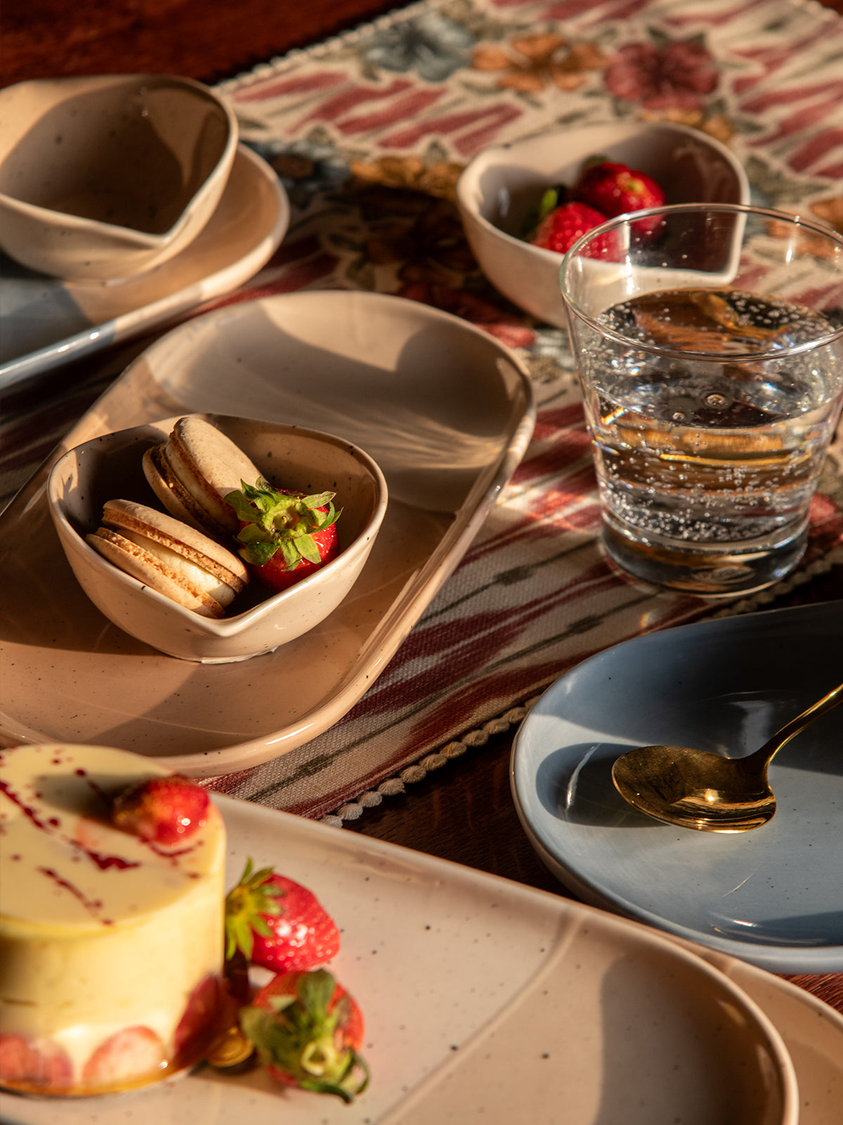 Pepa Big Bowl & Tray Set (Brown)