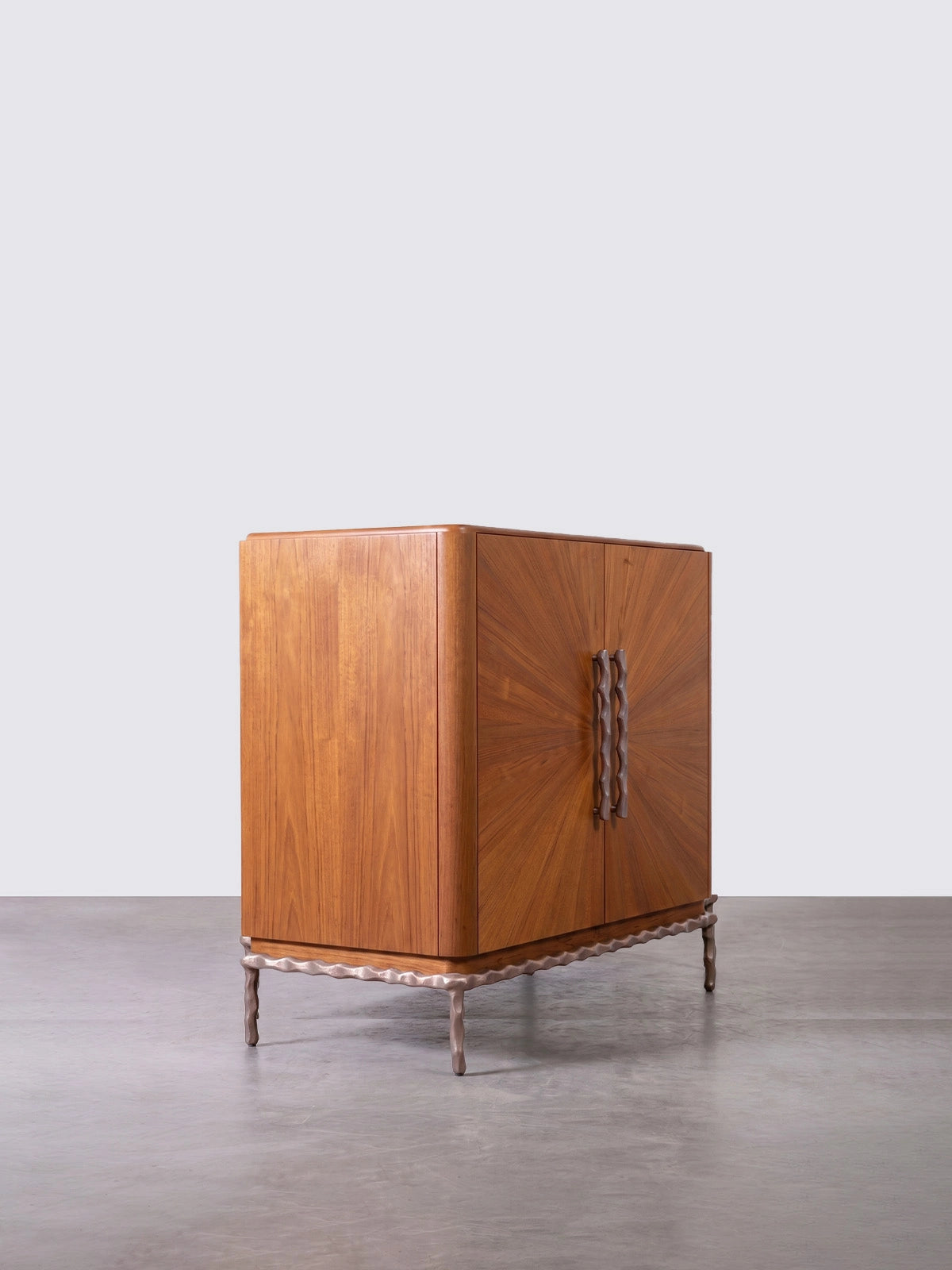 Ray Cabinet