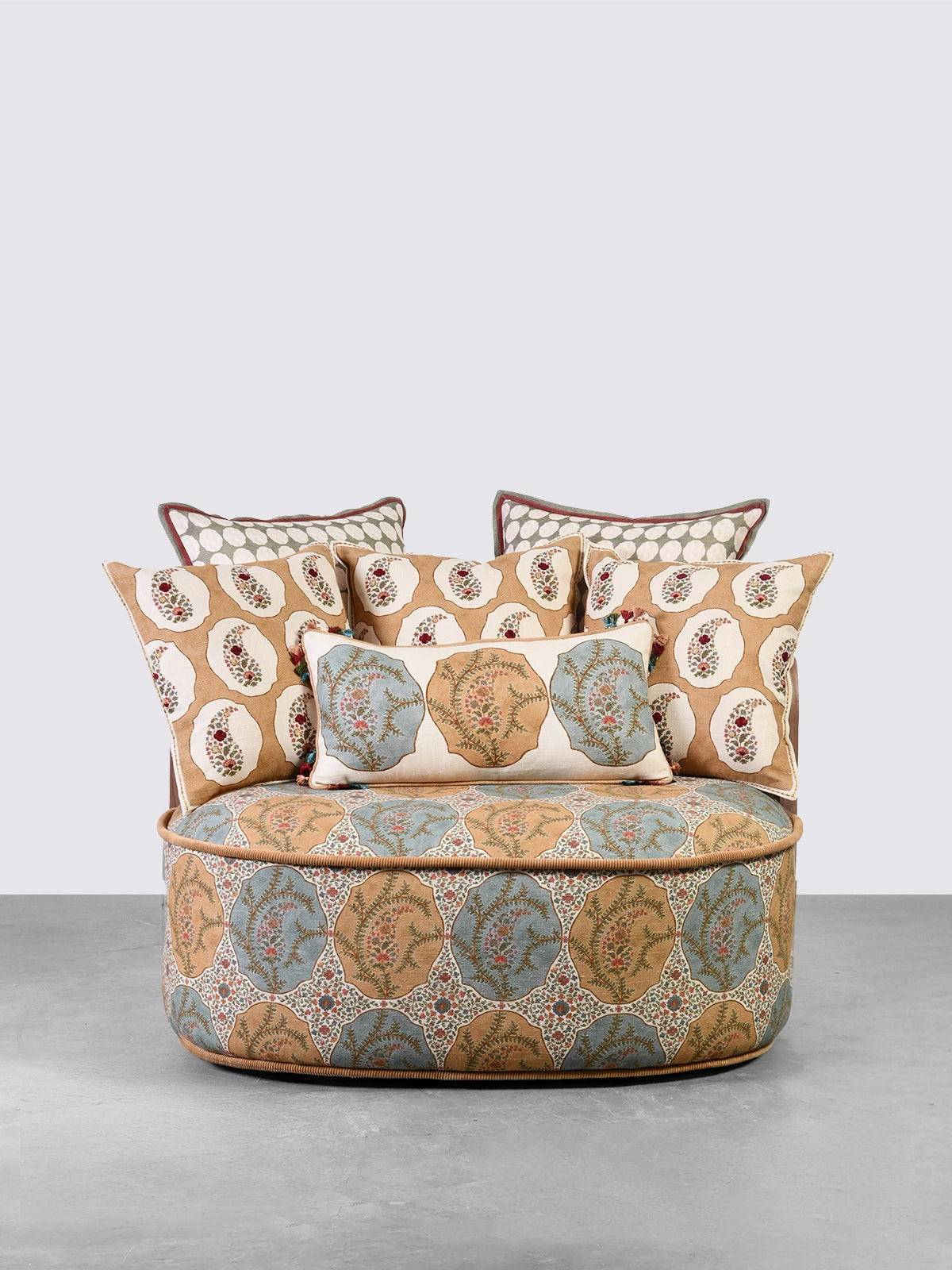 Sanctum Swivel Chair