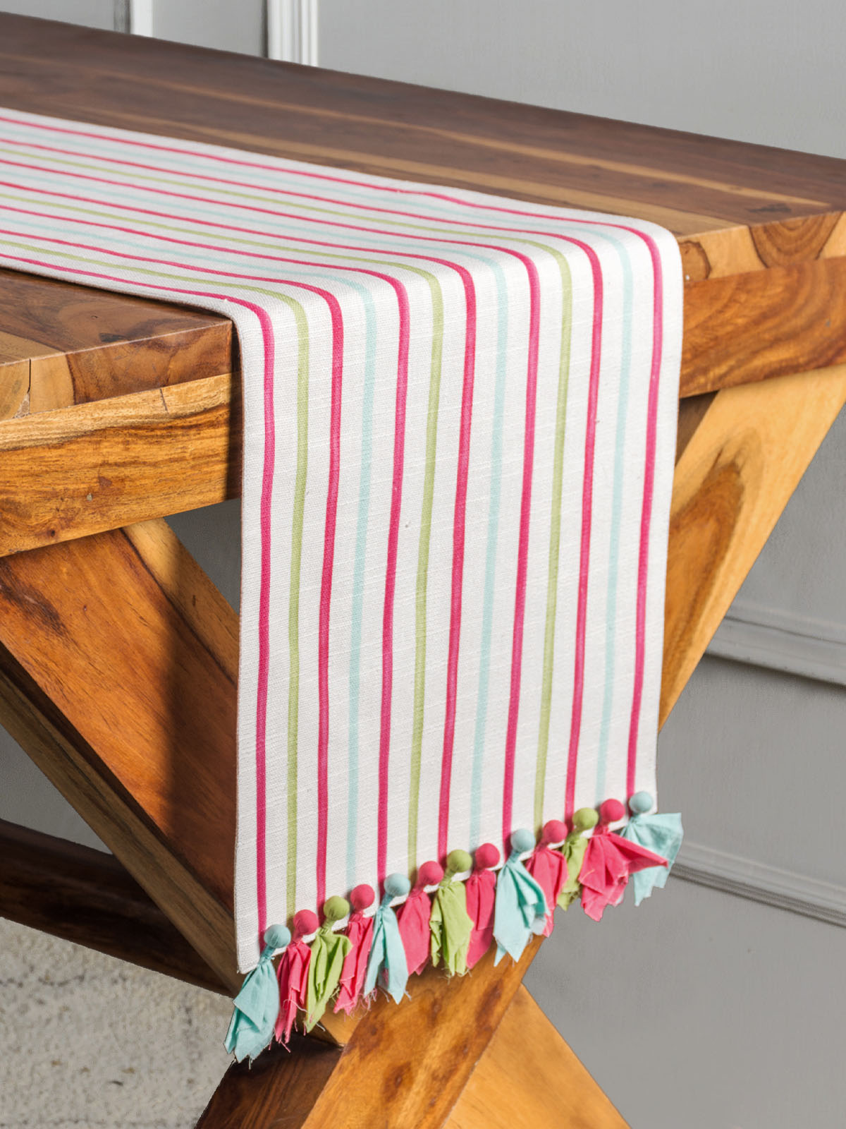 Carnival Table Runner (Pink)