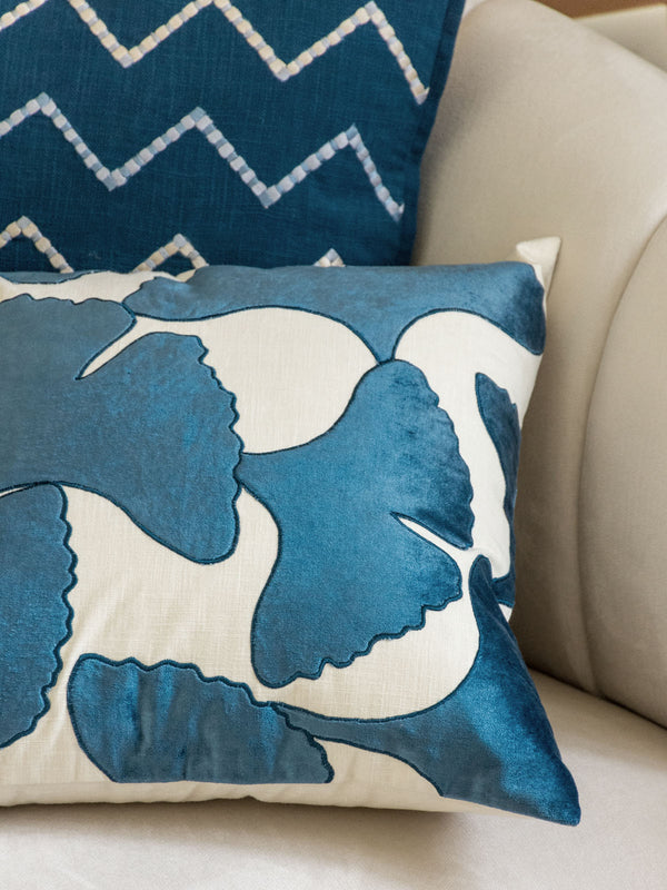 Ginkgo Leaf Cushion Cover (Blue)