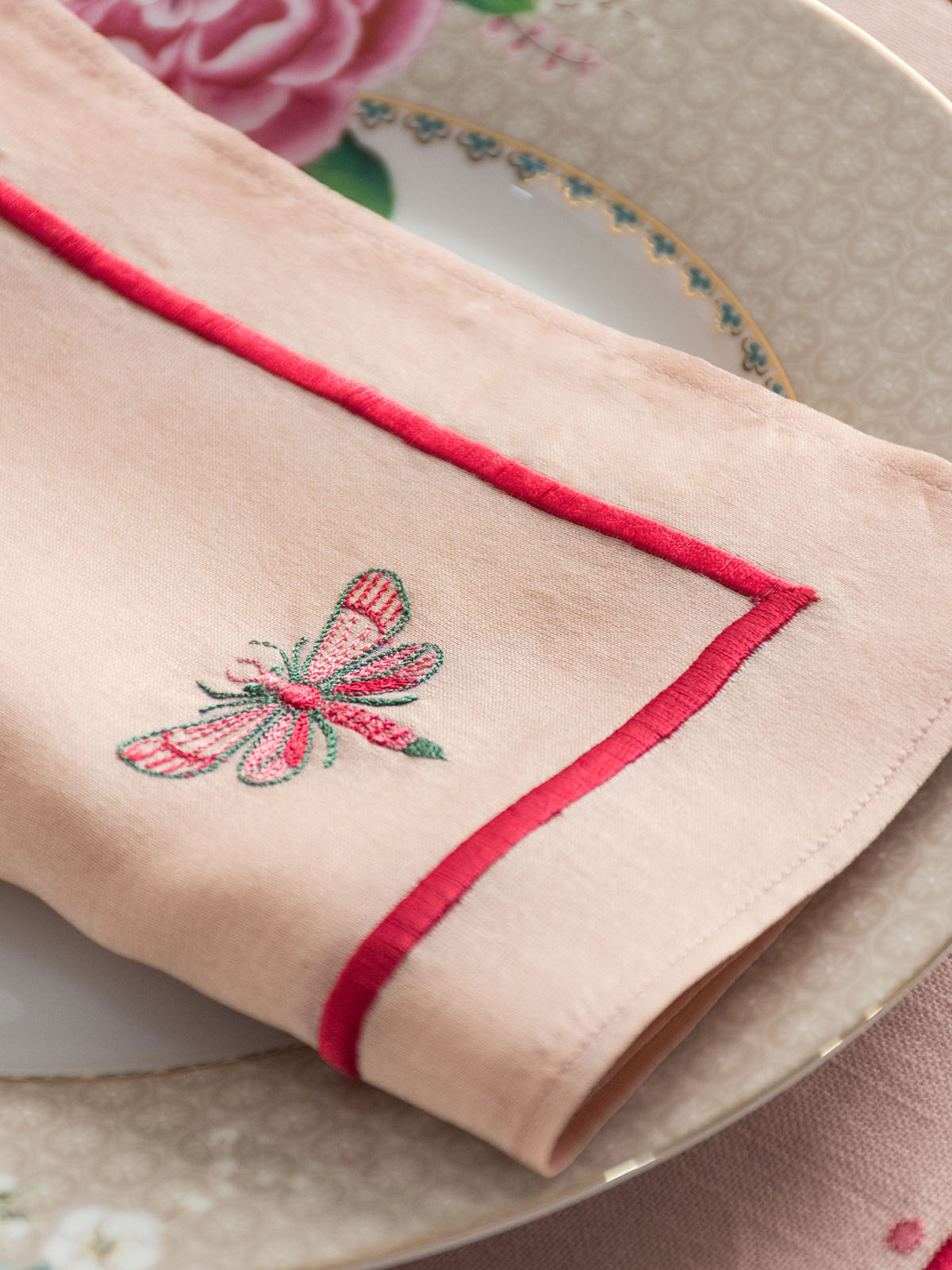 Dragonfly Placemats and Napkins