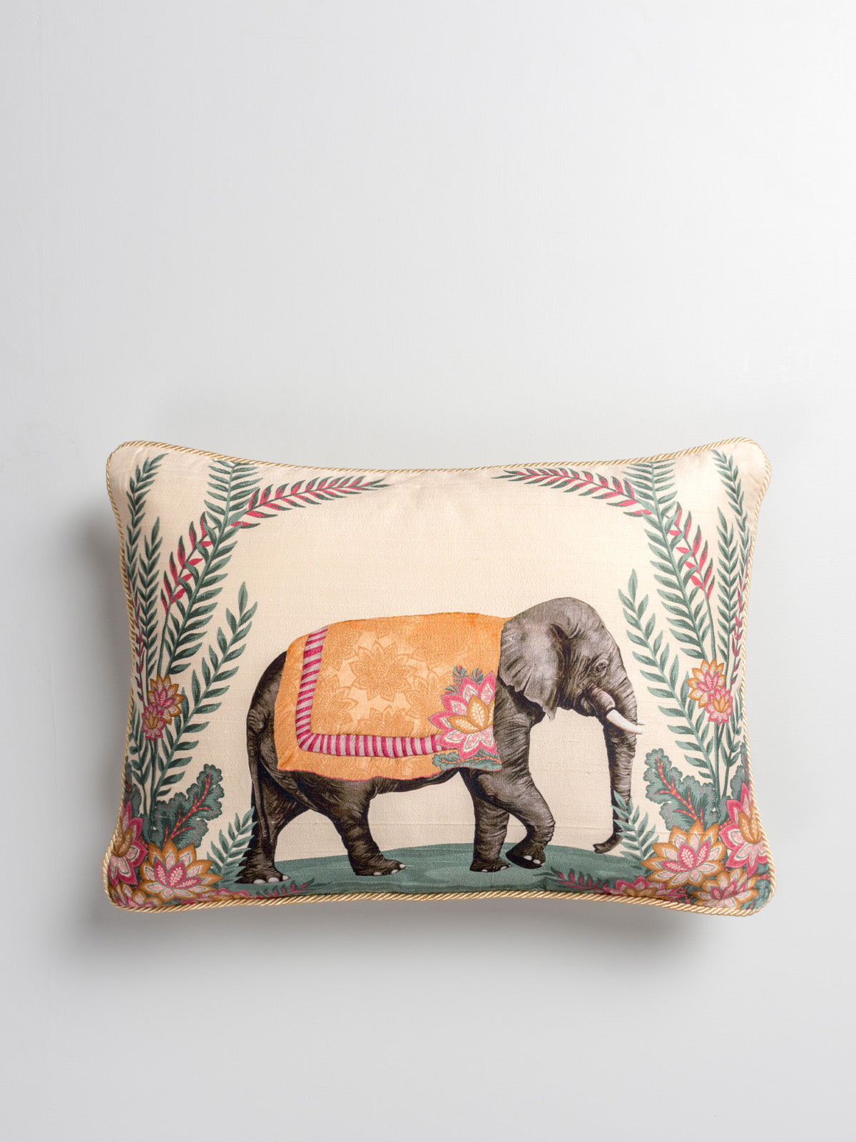 Haathi Cushion Cover (White-R)