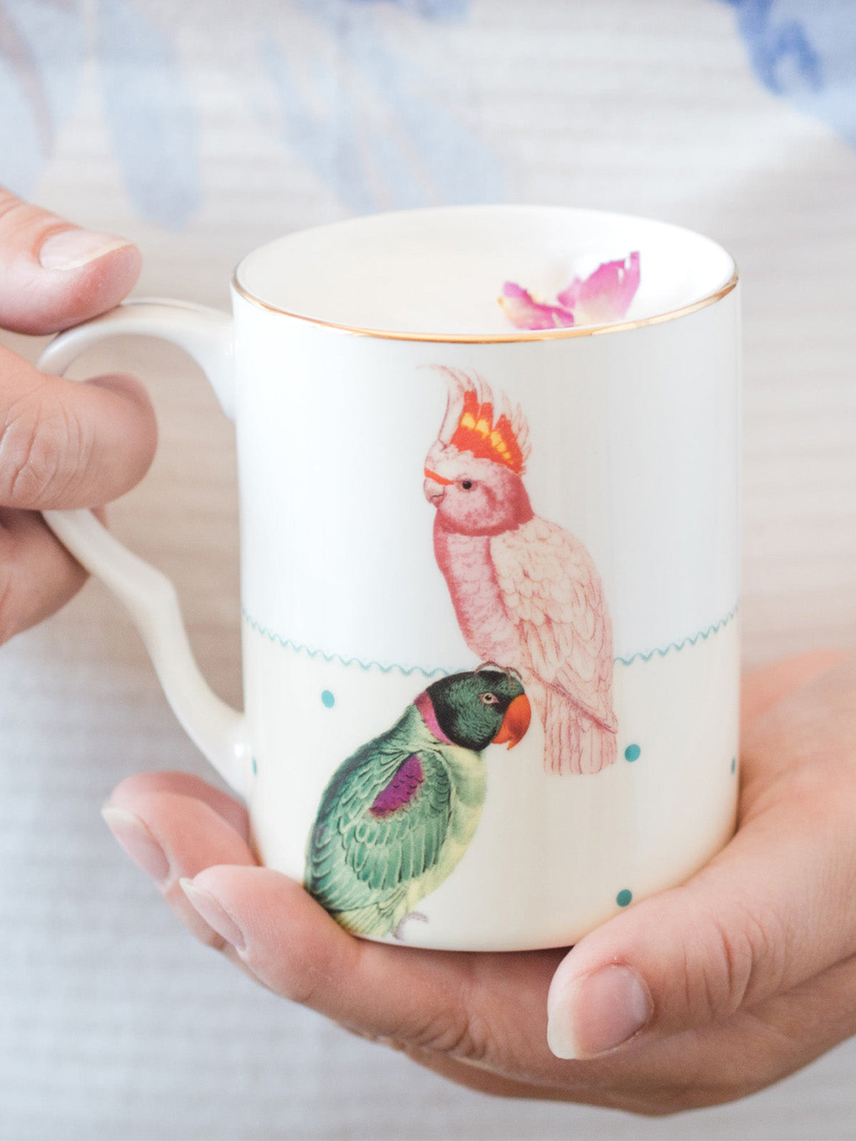 YE Parrot Mug-L